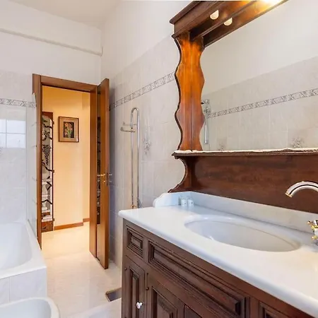 Italianflat - Tolstoi M4 - Large 1 Bedroom Balcony *