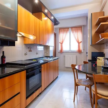 Italianflat - Tolstoi M4 - Large 1 Bedroom Balcony * Mailand