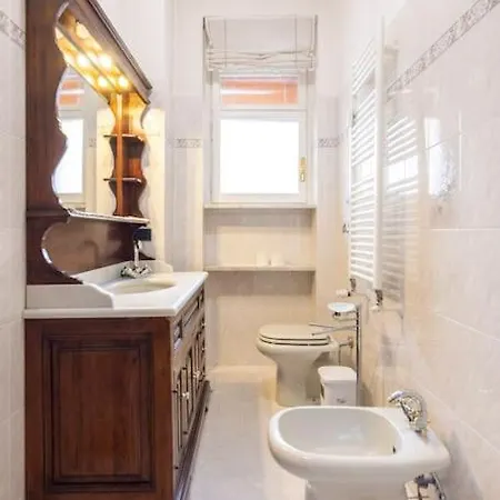 Italianflat - Tolstoi M4 - Large 1 Bedroom Balcony * Mailand